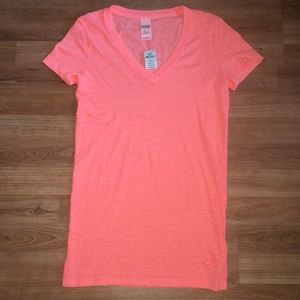 PINK v-neck t-shirt
